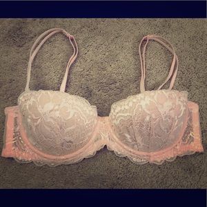 VS Pink bra